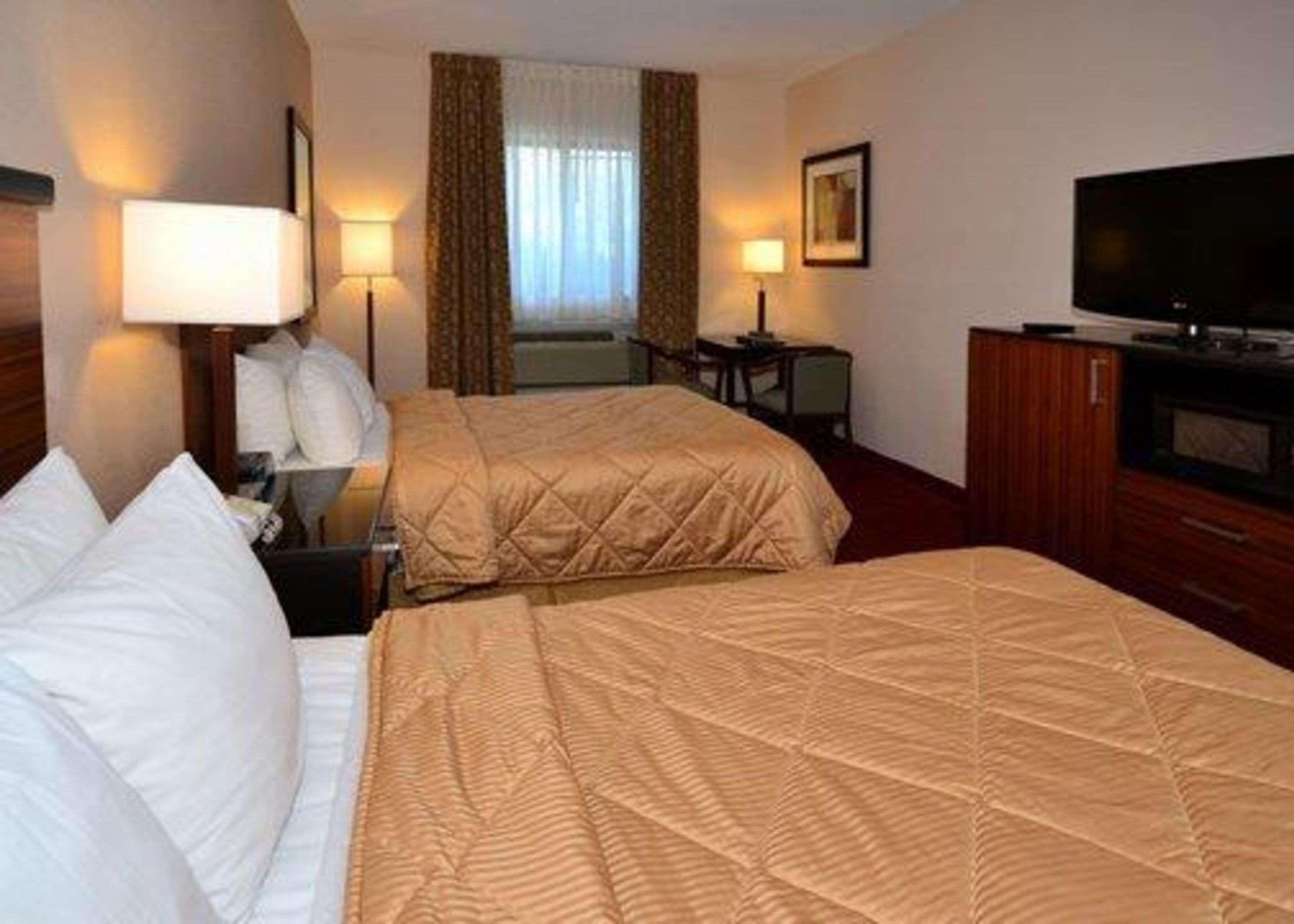 Surestay Plus By Best Western Reading North Экстерьер фото
